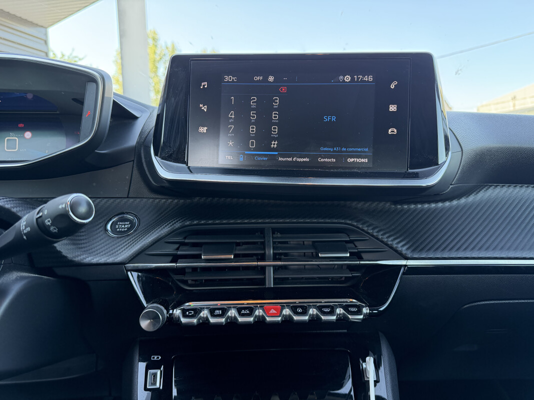 Peugeot 208 PHASE 2