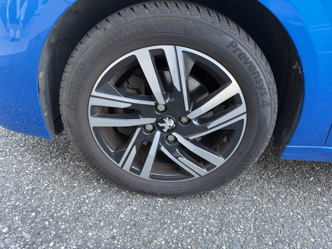 Peugeot 208 PHASE 2