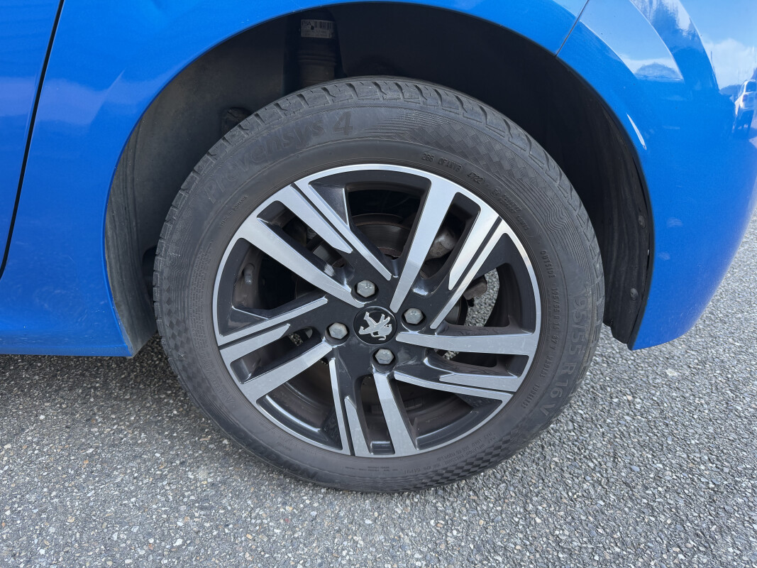 Peugeot 208 PHASE 2