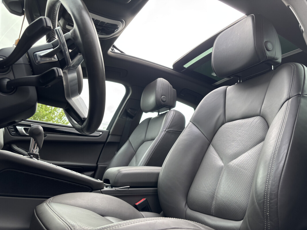 Porsche MACAN S