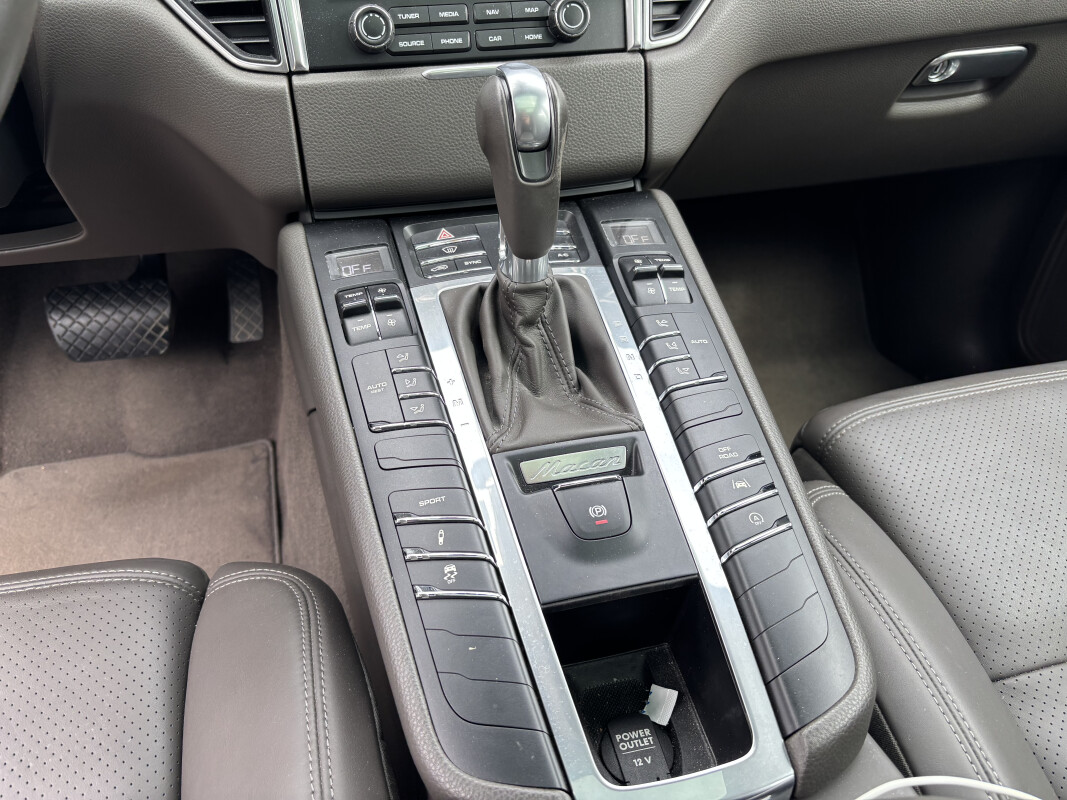 Porsche MACAN S
