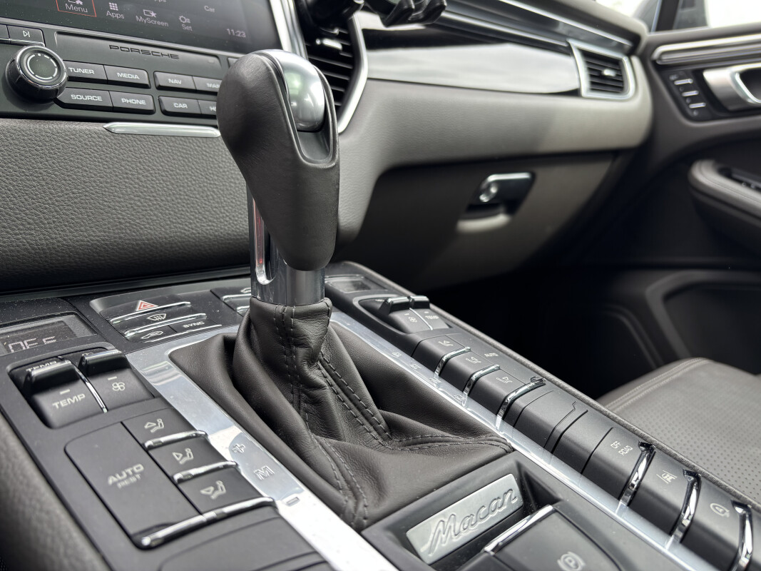 Porsche MACAN S