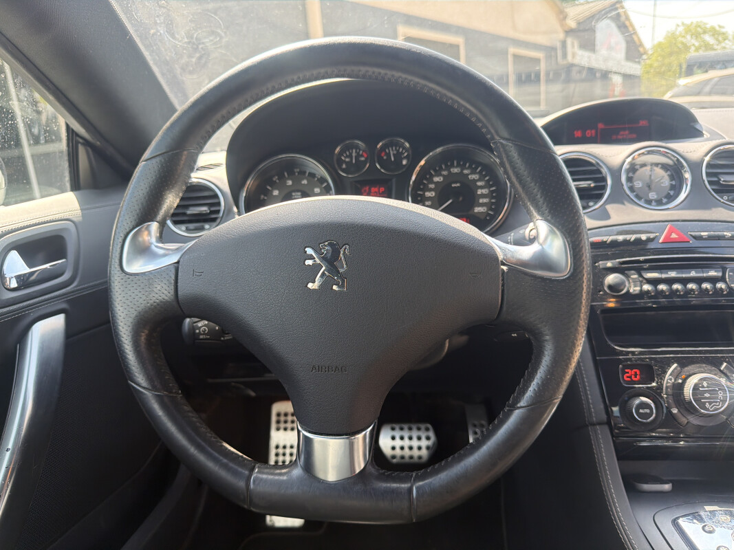 Peugeot RCZ