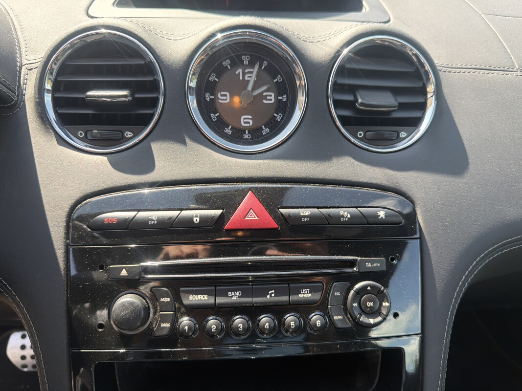 Peugeot RCZ