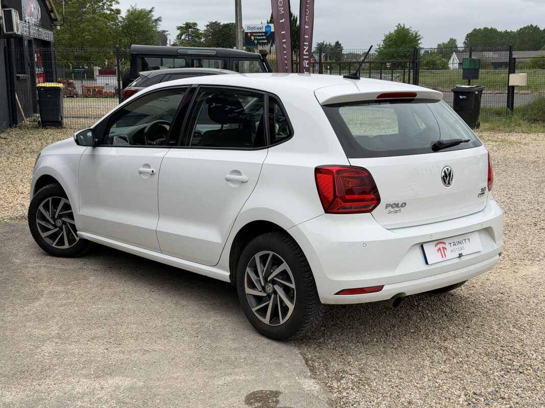 Volkswagen POLO V