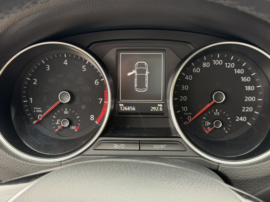 Volkswagen POLO V