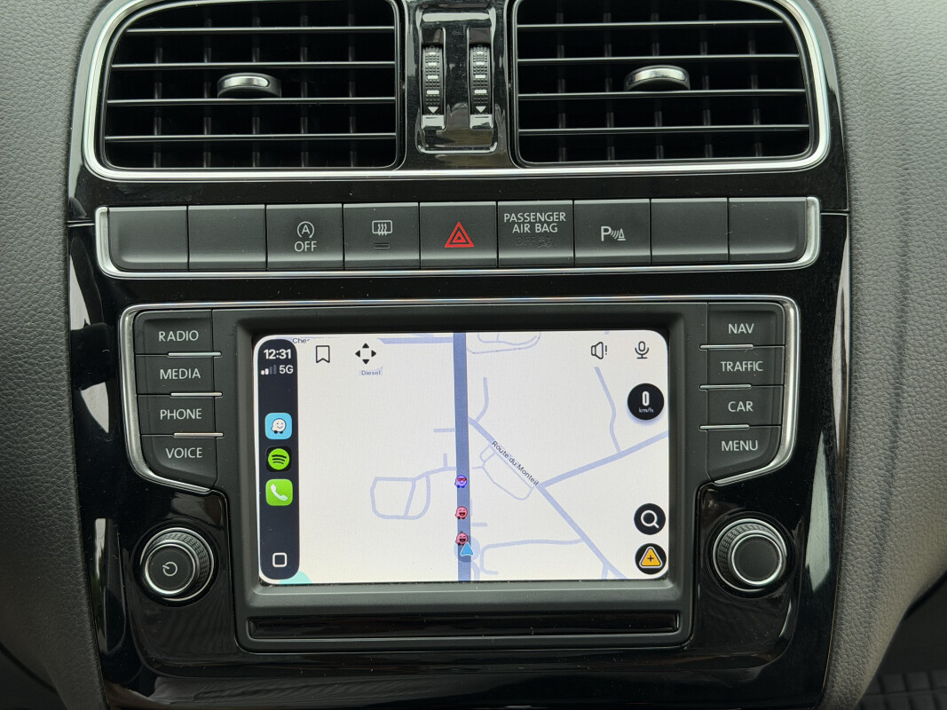 Volkswagen POLO V
