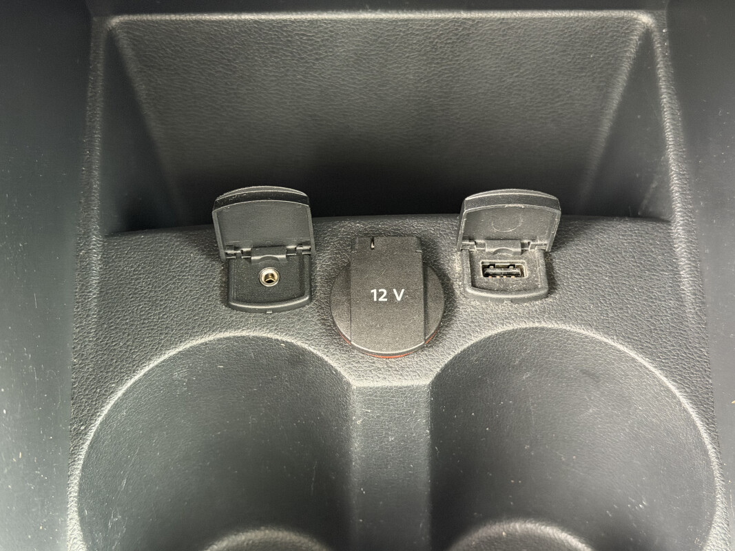 Volkswagen POLO V