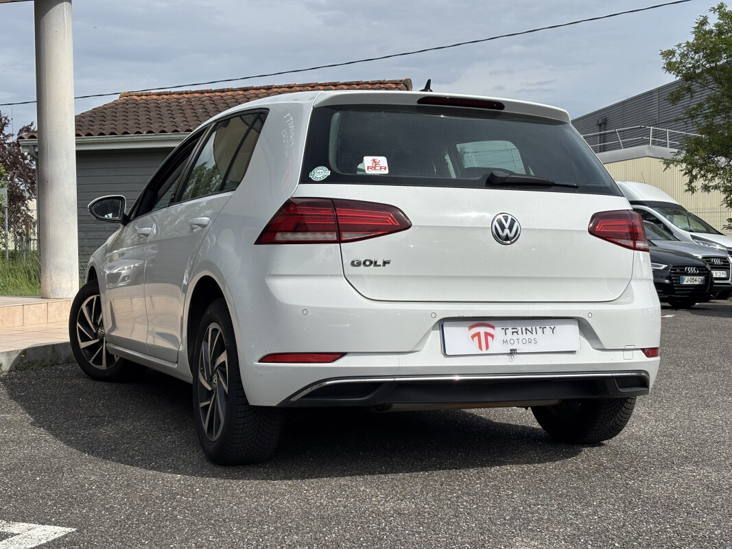 Volkswagen GOLF VII