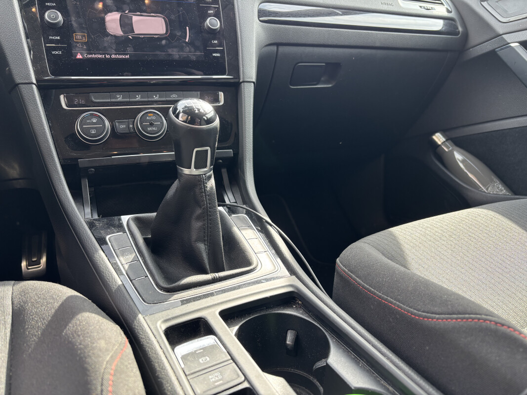 Volkswagen GOLF VII