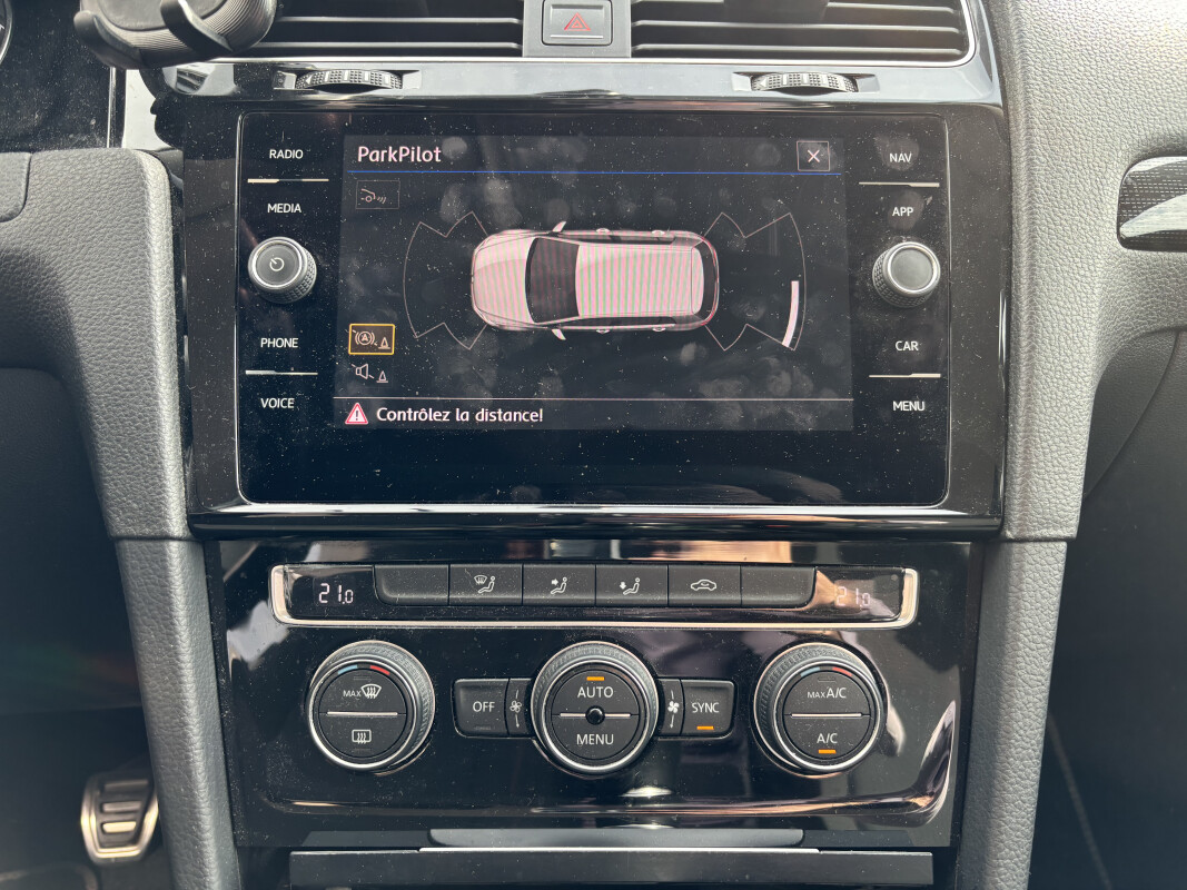 Volkswagen GOLF VII