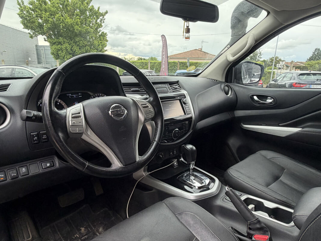 Nissan NAVARA