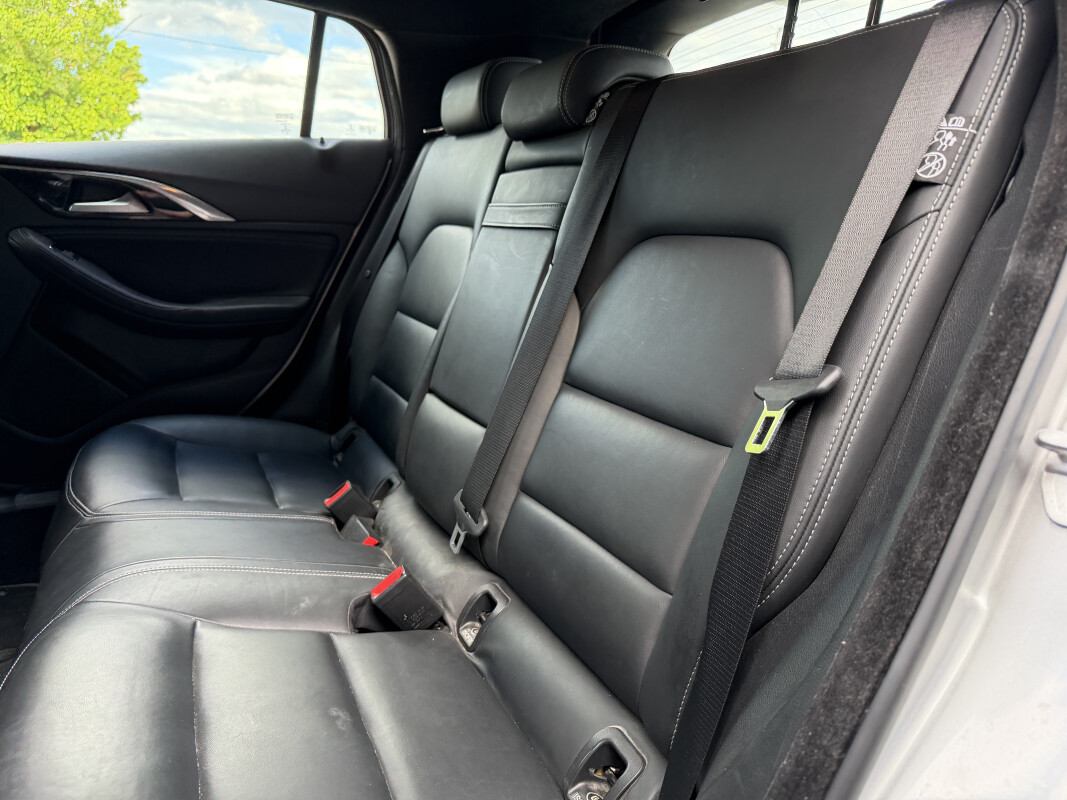 Infiniti QX30