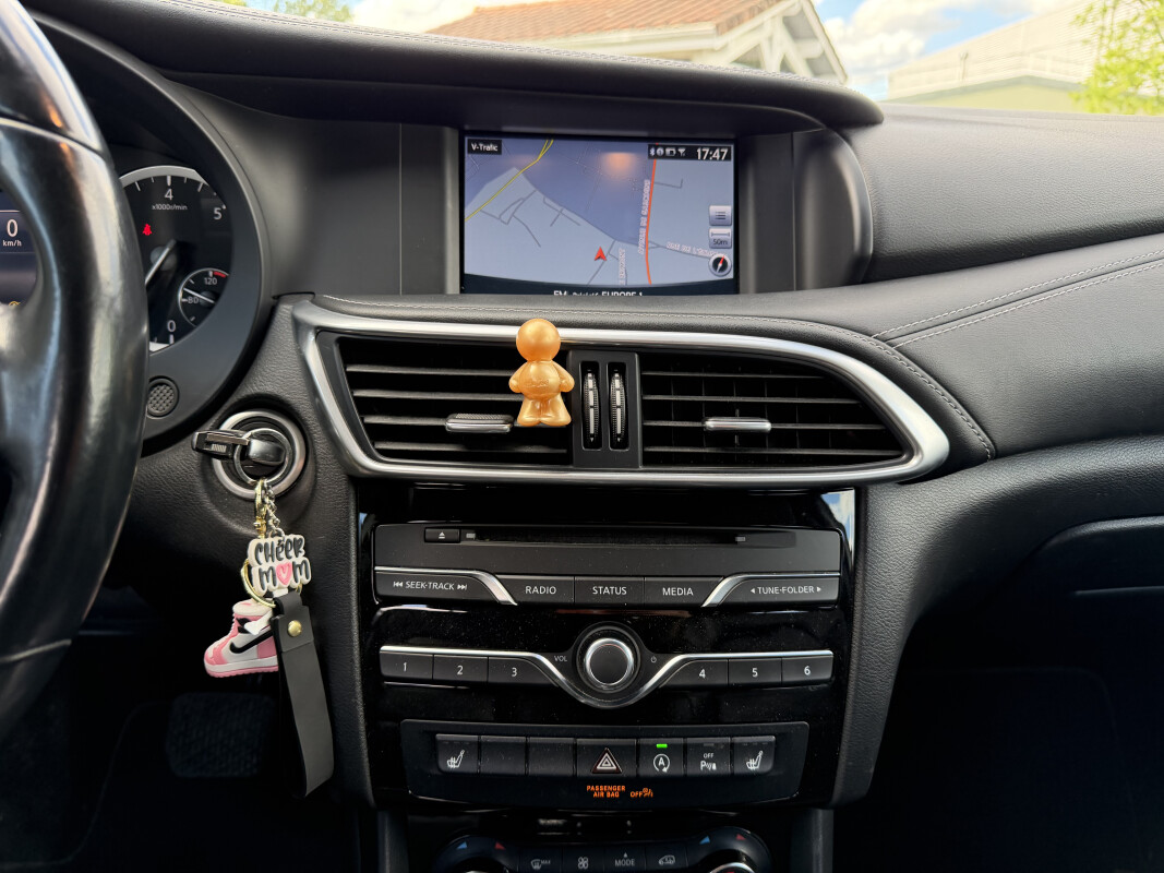 Infiniti QX30