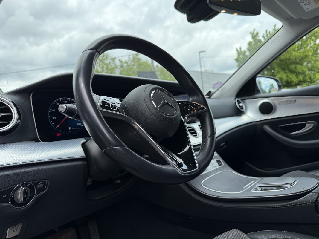 Mercedes CLASSE E V