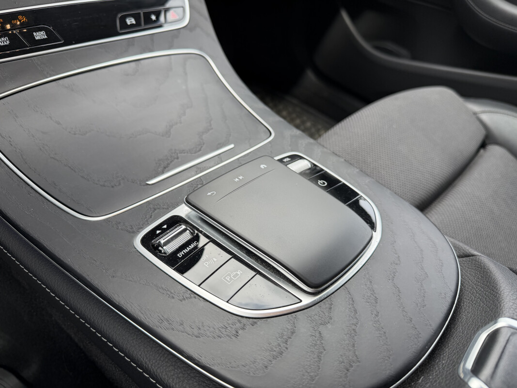 Mercedes CLASSE E V