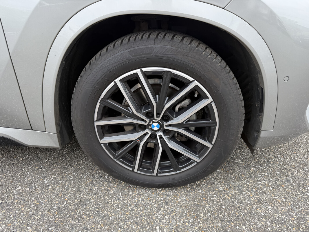 BMW X1 III