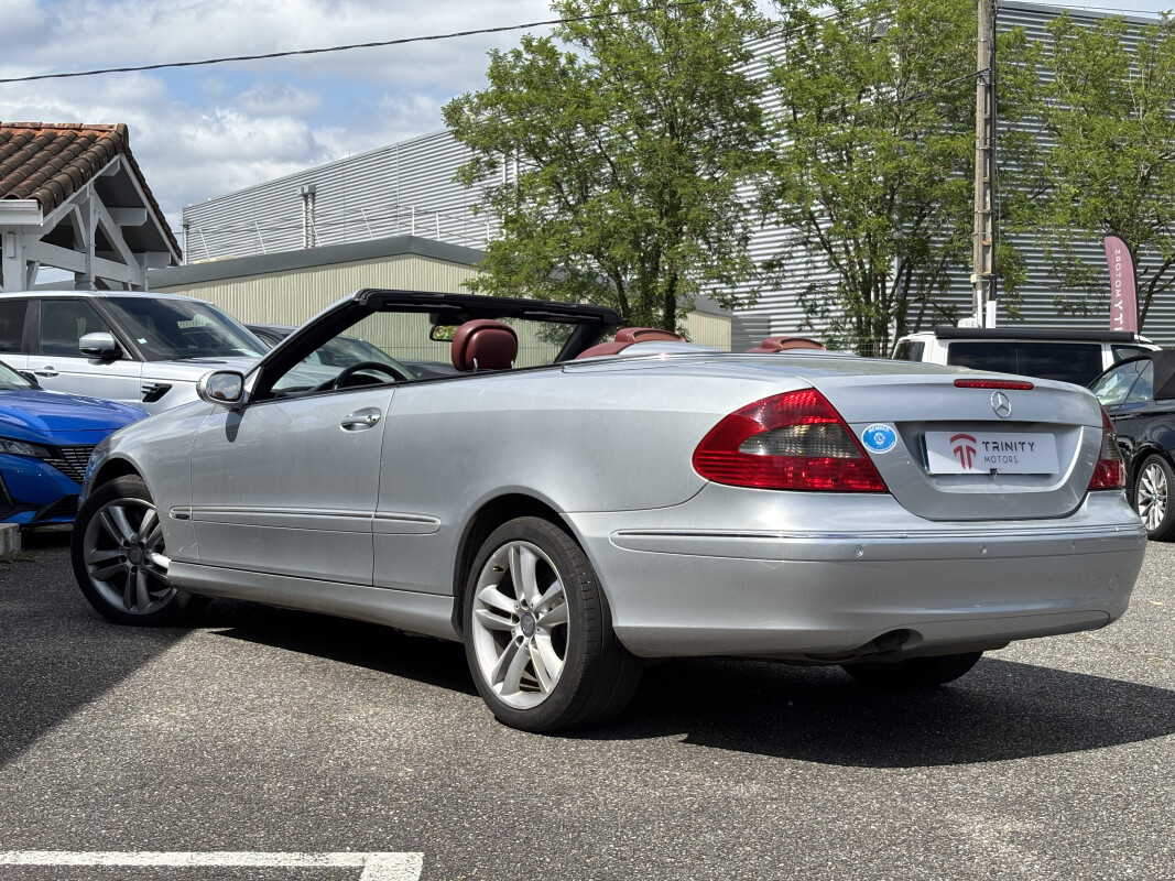 Mercedes CLASSE CLK