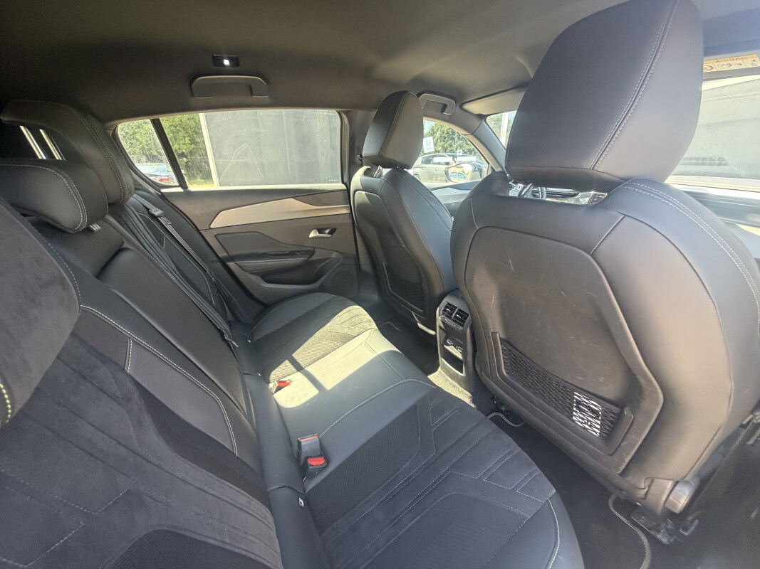 Peugeot 308 III