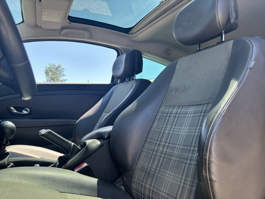 Renault MEGANE III