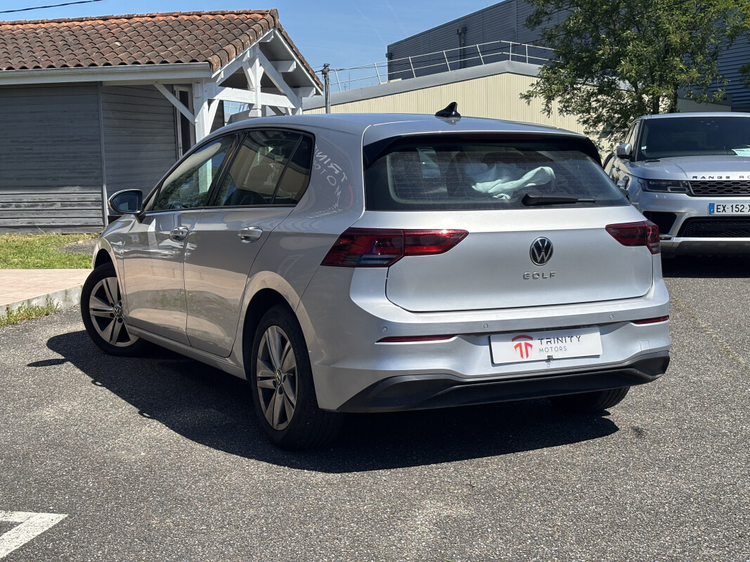Volkswagen GOLF VIII