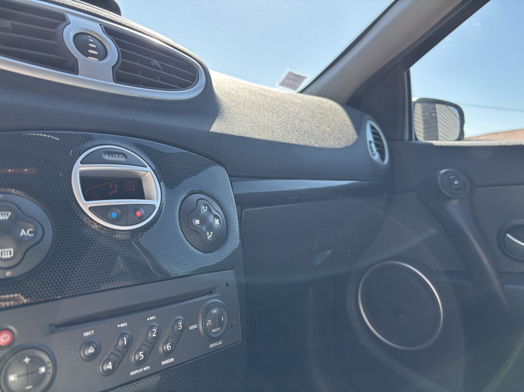 Renault CLIO III RS