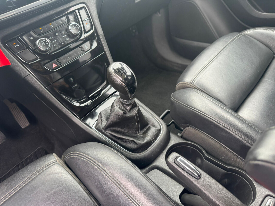Opel MOKKA X