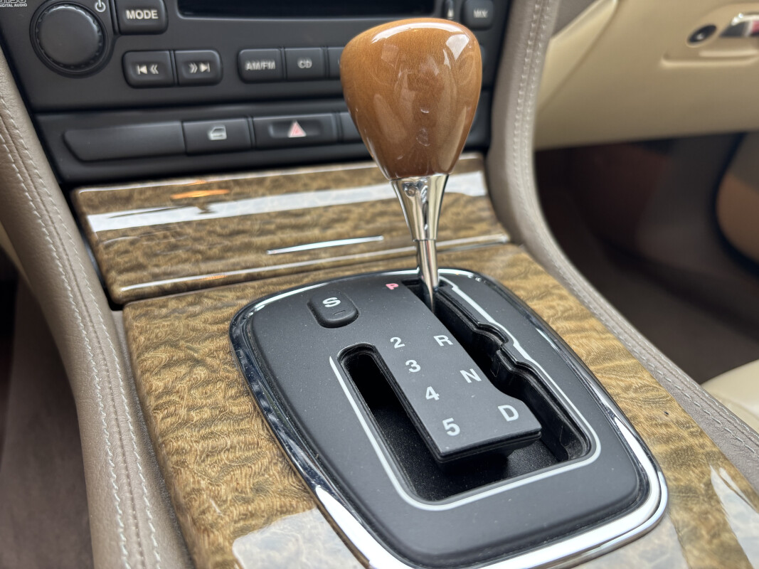Jaguar S-TYPE