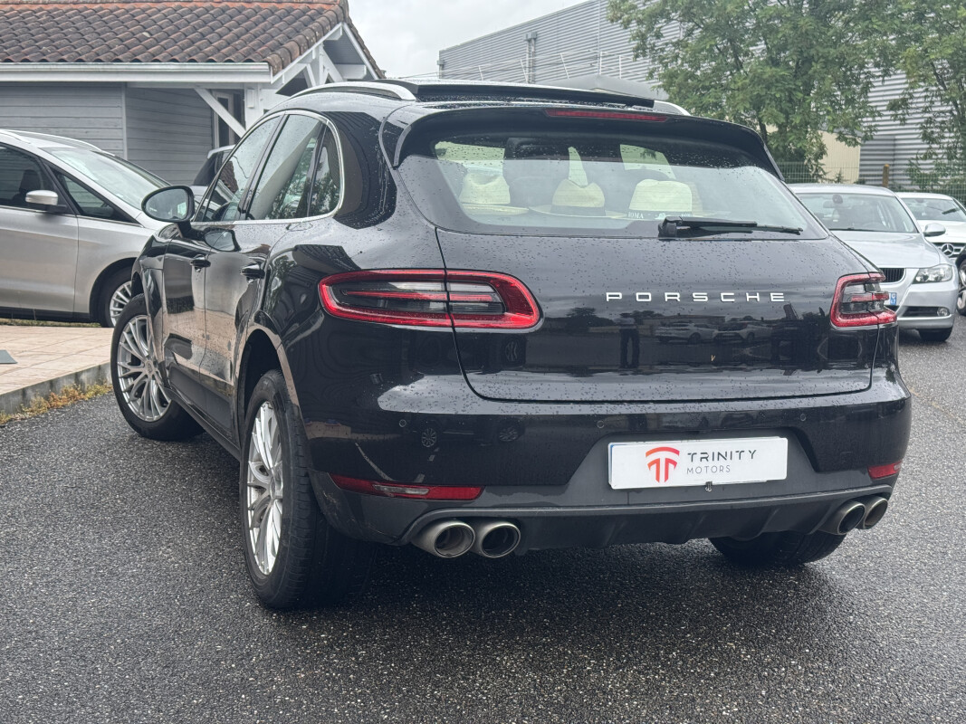 Porsche Macan S