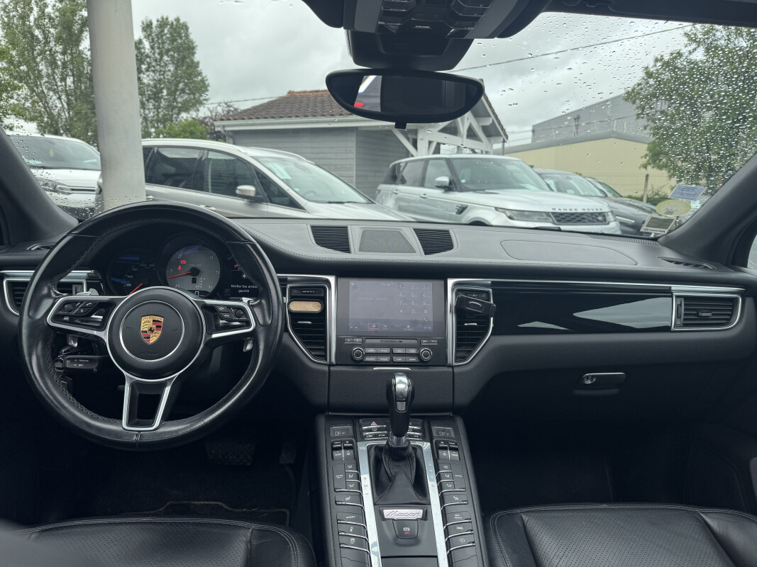 Porsche Macan S
