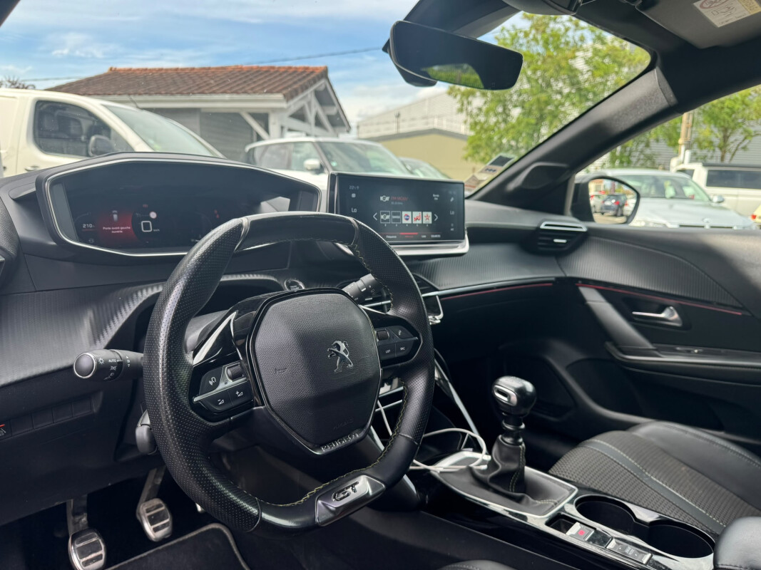 Peugeot 208 II
