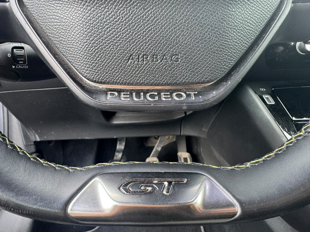 Peugeot 208 II