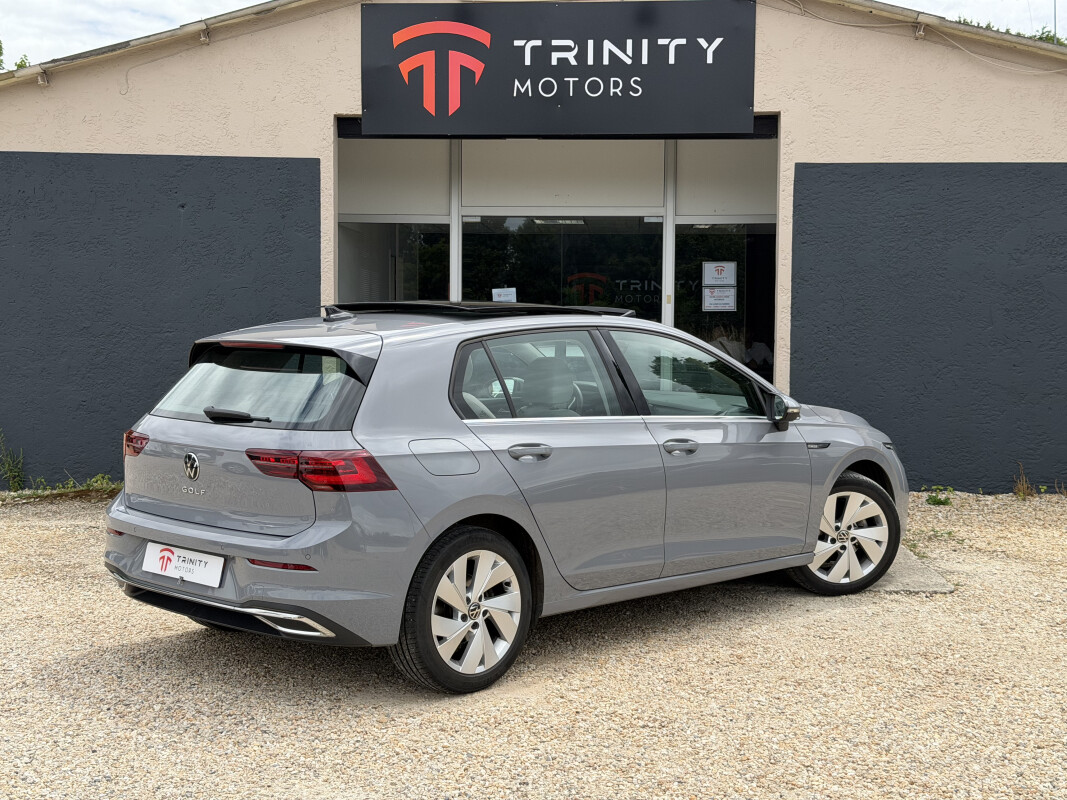 Volkswagen GOLF VIII