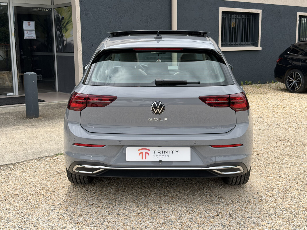 Volkswagen GOLF VIII
