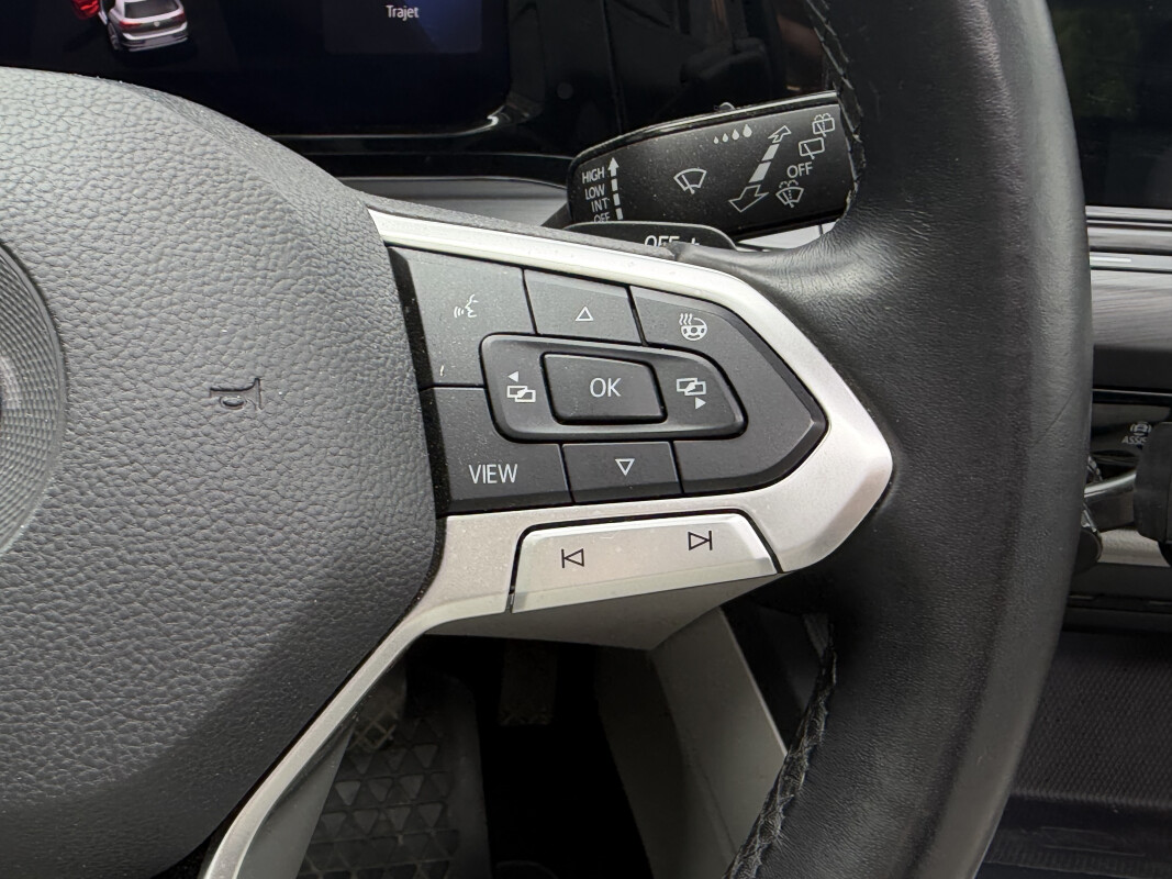 Volkswagen GOLF VIII