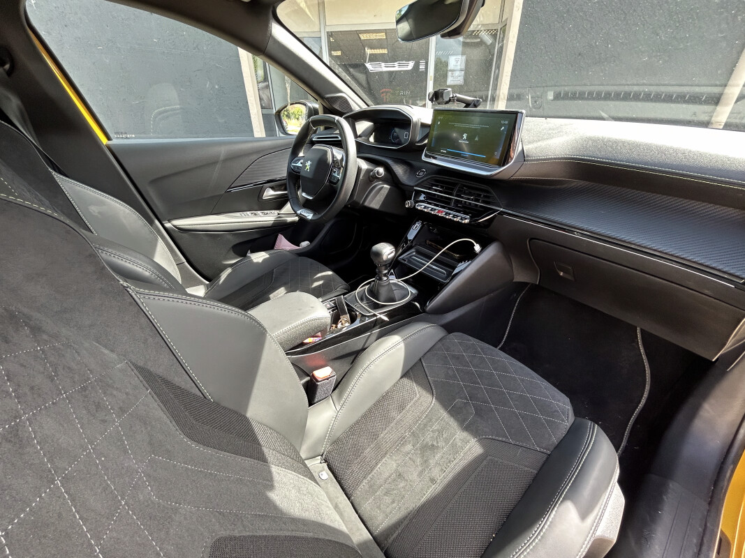 Peugeot 208 II