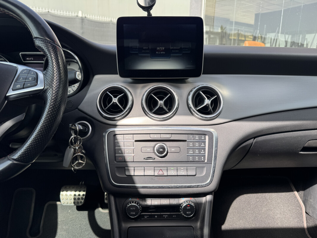 Mercedes GLA