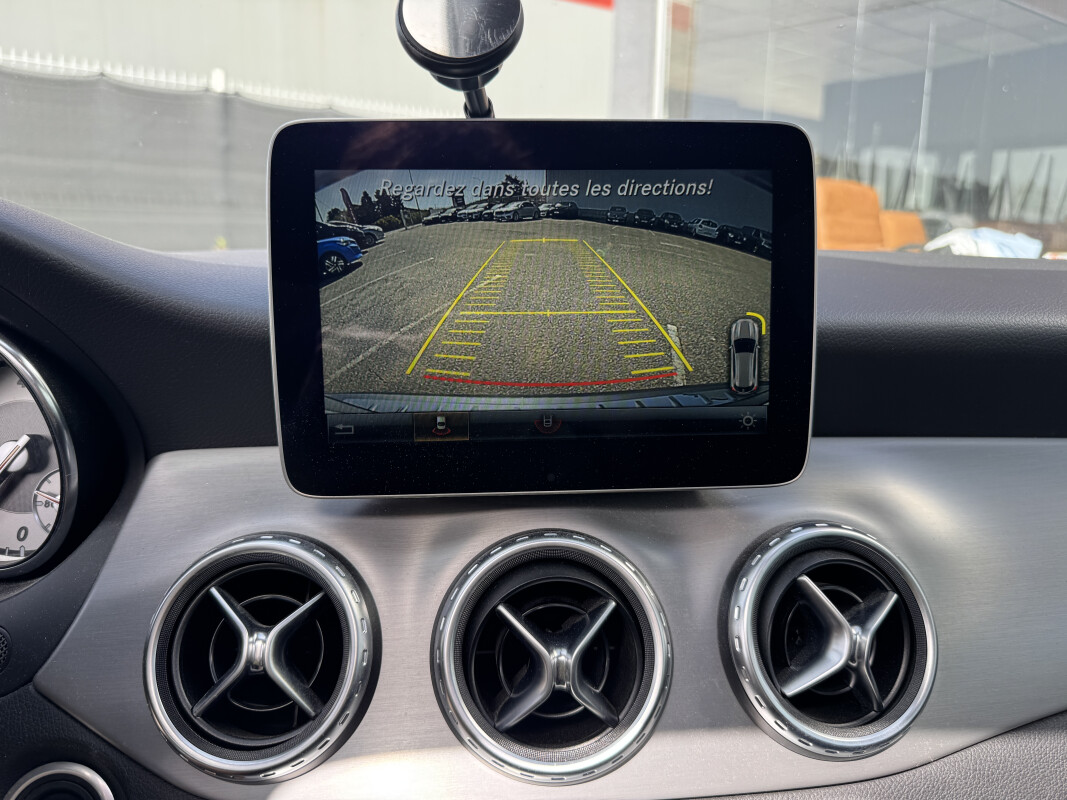 Mercedes GLA