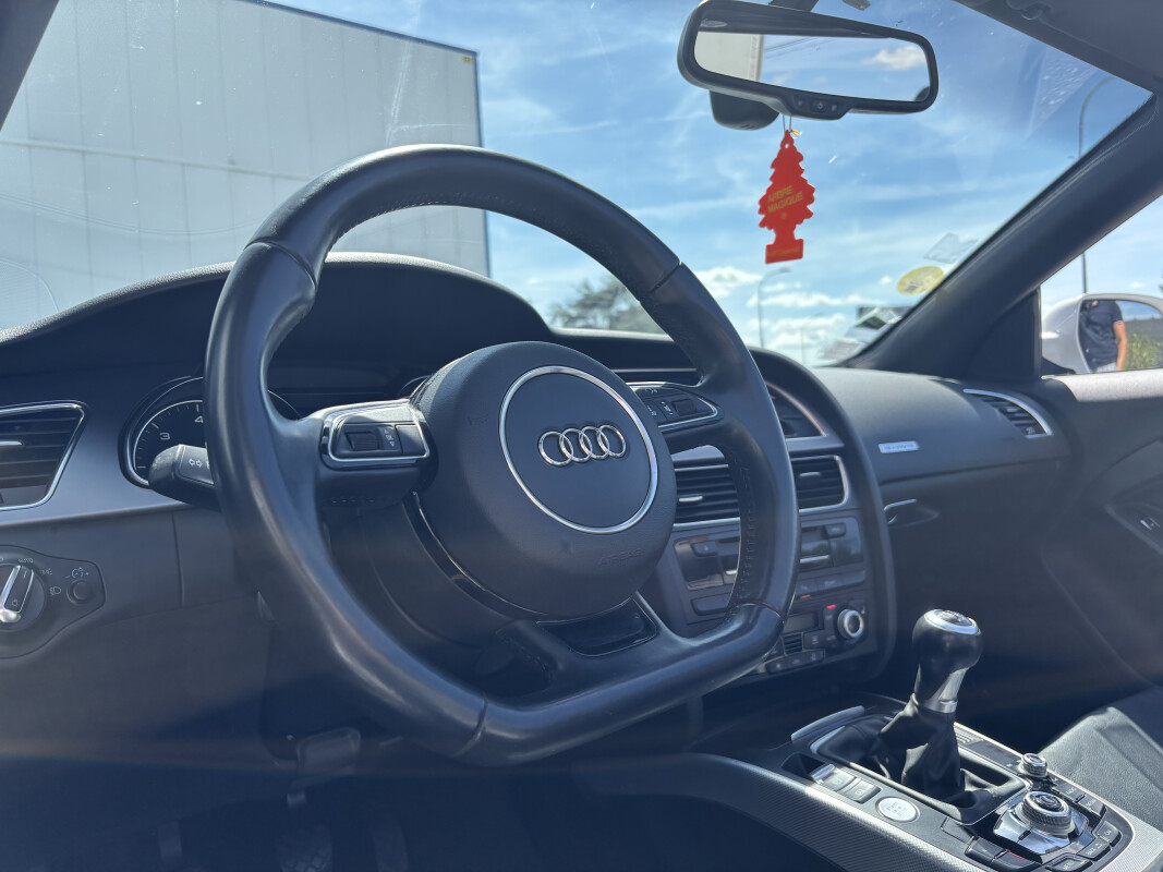 Audi A5 V