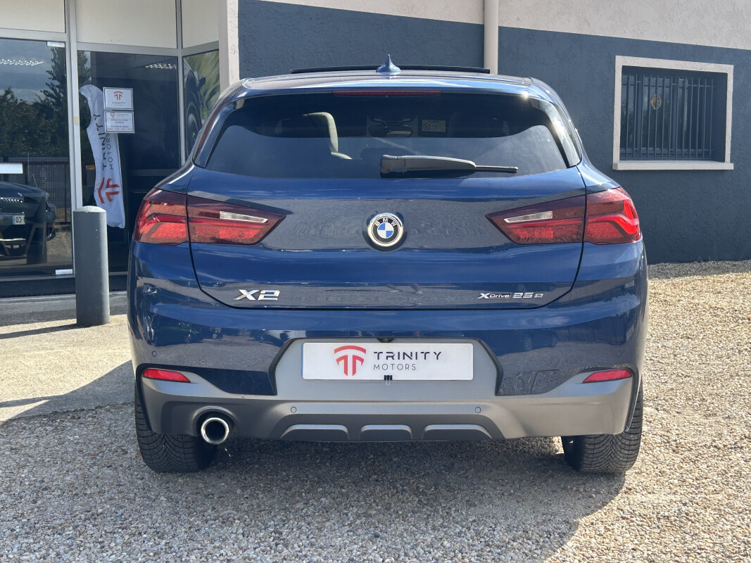 BMW X2