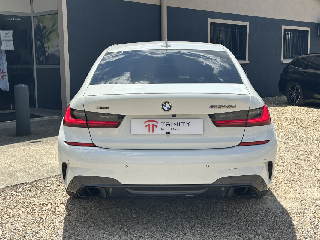BMW SERIE 3 VII