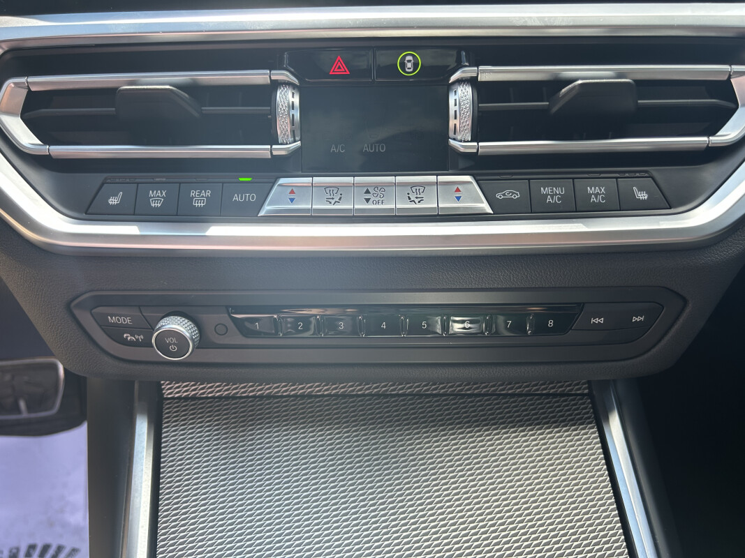 BMW SERIE 3 VII