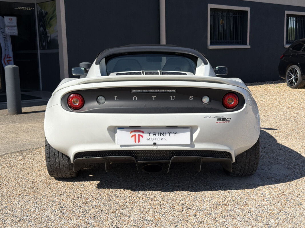 Lotus ELISE