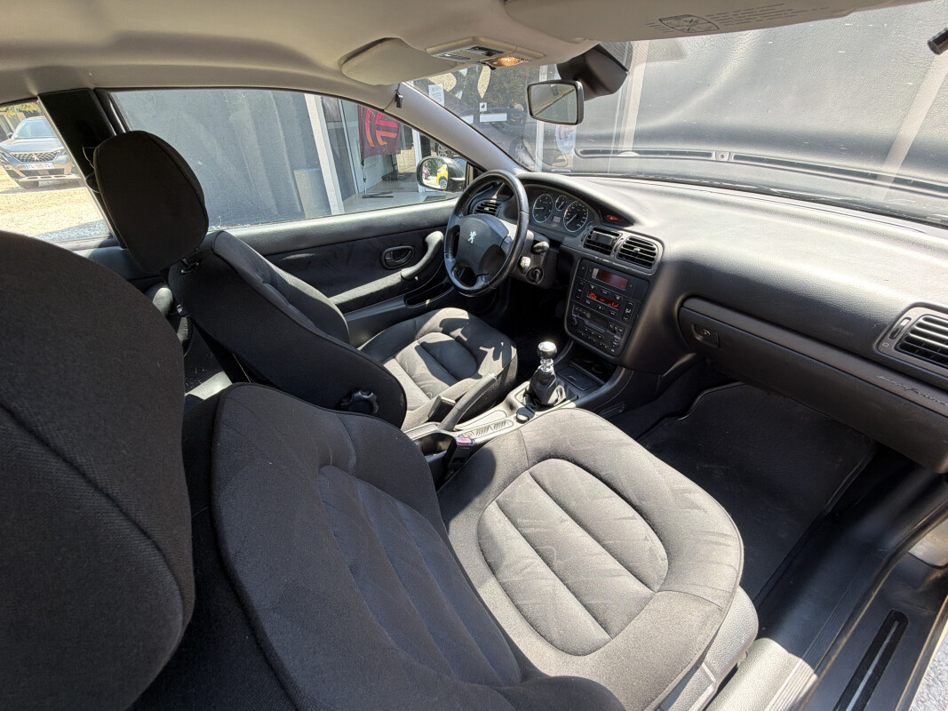 Peugeot 406