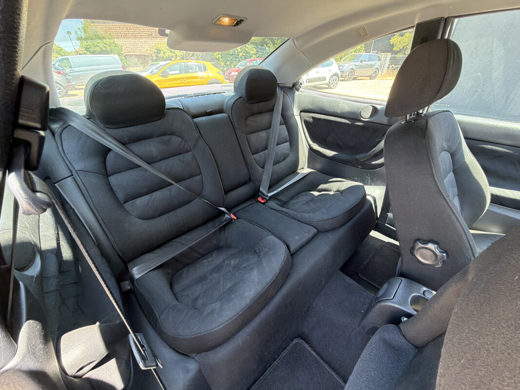Peugeot 406