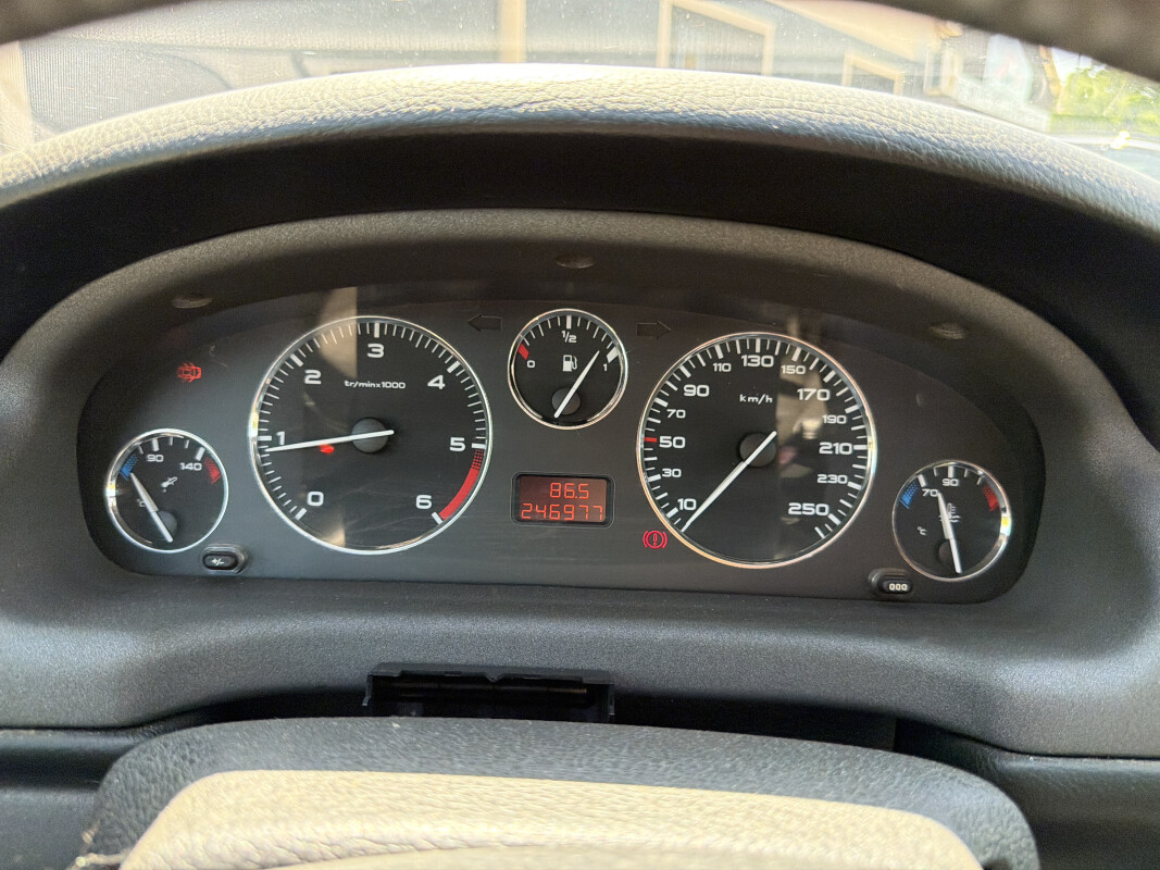 Peugeot 406