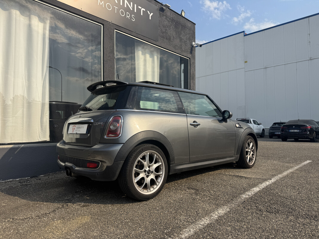 Mini MINI
