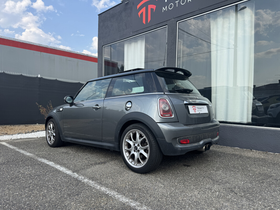Mini MINI