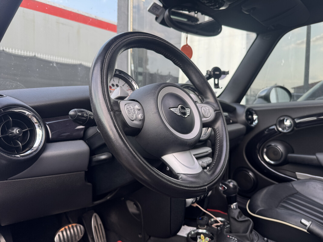 Mini MINI