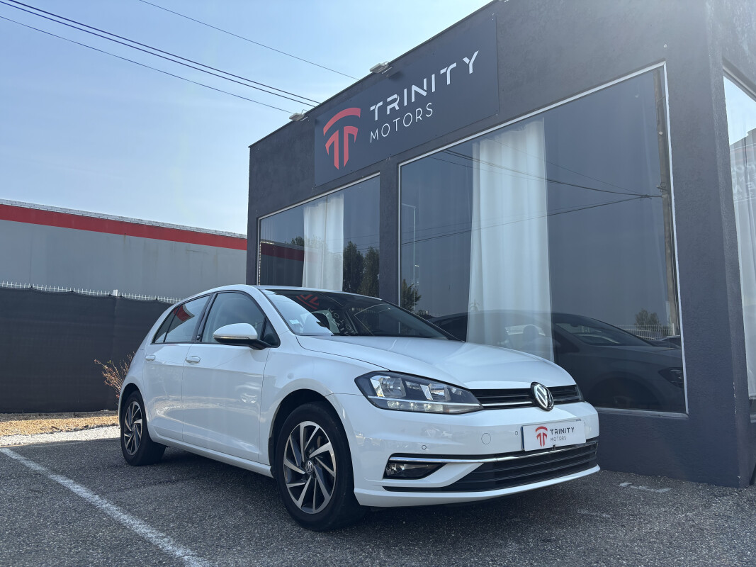 Volkswagen GOLF VII